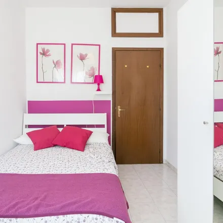 Rent this 5 bed apartment on Viale Ortles in 20139 Milan MI, Italy