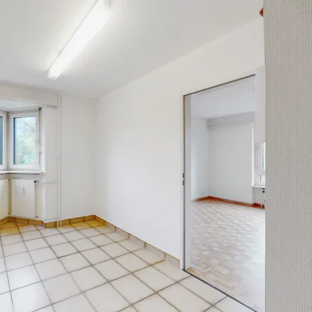 Image 2 - Melchior Berri-Strasse, 4142 Münchenstein, Switzerland - Apartment for rent