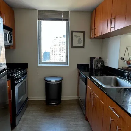 Rent this 1 bed apartment on 400 East 92nd Street in New York, NY 10128