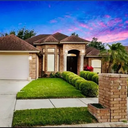 Rent this 3 bed house on 2452 East 6th Avenue in Sharyland, Mission