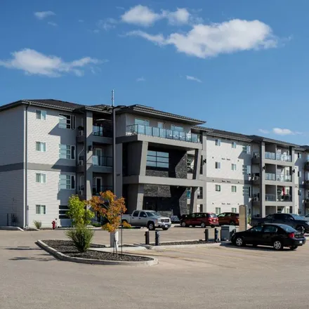 Rent this 1 bed apartment on Blondies Car Wash in De Vries Avenue, Winnipeg