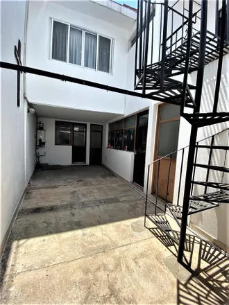 Rent this 5 bed house on Calle de Valencia in 72425 Puebla, PUE