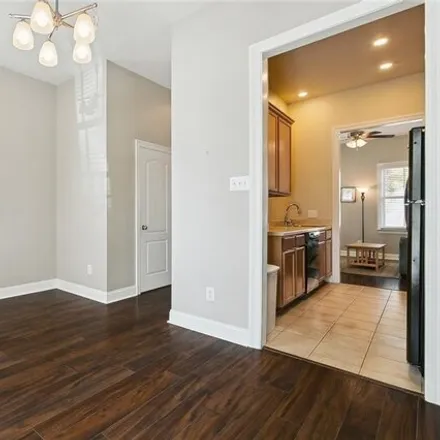 Image 7 - 637 Saint Mary Street, New Orleans, LA 70130, USA - House for sale