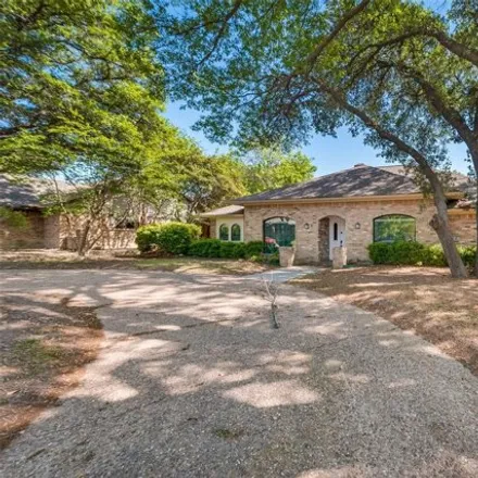 Buy this 4 bed house on 2898 West Aspen Court in Plano, TX 75075
