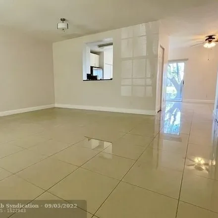 Image 3 - 16246 Emerald Cove Road, Weston, FL 33331, USA - Townhouse for rent