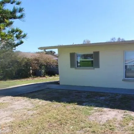Rent this 2 bed house on 520 Briarwood Road in Venice Gardens, Sarasota County