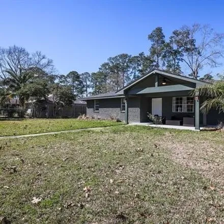 Rent this 3 bed house on 1398 Livingston Street in Mandeville, LA 70448