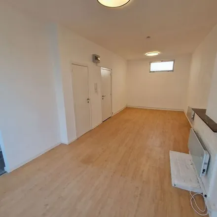 Rent this 1 bed apartment on Mechelsesteenweg 163 in 2018 Antwerp, Belgium