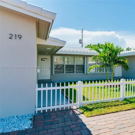 Image 5 - 269 Northeast 11th Avenue, Hallandale Beach, FL 33009, USA - House for rent