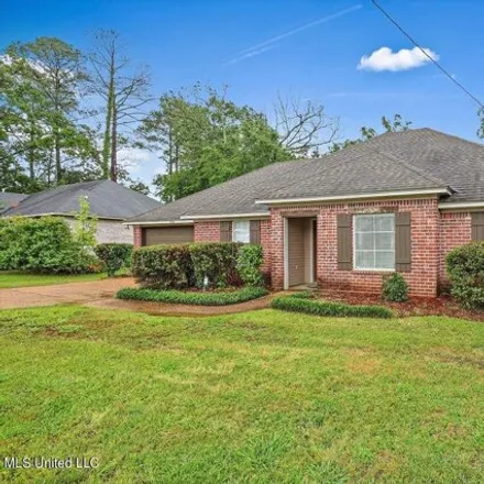 Image 2 - 731 Hawthorn Green, Country Club Woods, Ridgeland, MS 39157, USA - House for sale