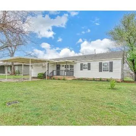 Buy this 4 bed house on 853 Northwest 33rd Street in Lawton, OK 73505