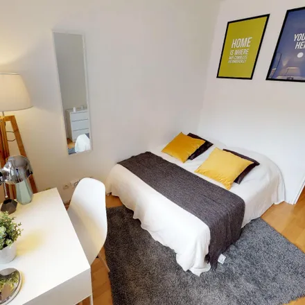 Image 3 - 36 Rue Ratisbonne, 59800 Lille, France - Room for rent