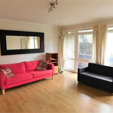 Image 5 - Sutherland Road, London, W13 0DT, United Kingdom - Apartment for rent