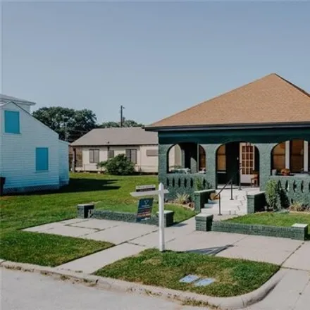 Image 6 - Grace Episcopal Church, Avenue L, Galveston, TX 77551, USA - House for sale