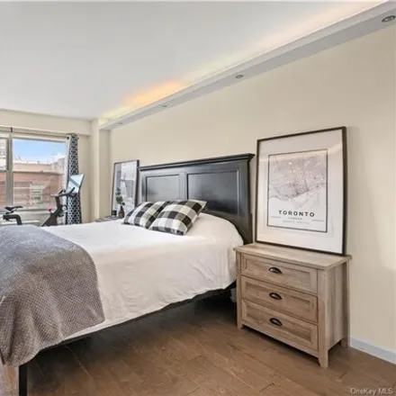 Image 6 - 70-31A 108th Street, New York, NY 11375, USA - Apartment for sale