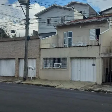 Buy this 3 bed house on Rua Manoel Reis in Região Urbana Homogênea VIII, Poços de Caldas - MG