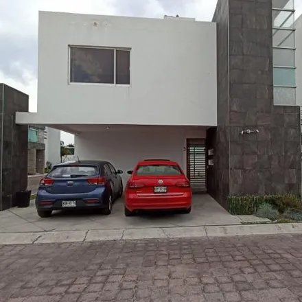 Buy this 3 bed house on Calle Mariano Matamoros 718 in 52104 San Mateo Atenco, MEX