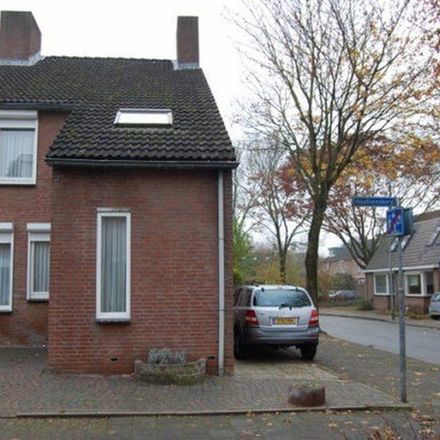 Rent this 4 bed apartment on Haafkensborg 95 in 6228 CB Maastricht, Netherlands