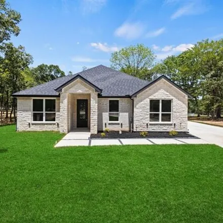 Buy this 4 bed house on 118 Bay Tree Pl in Mabank, Texas