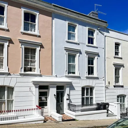 Rent this 8 bed townhouse on Bamboo Guesthouse in 7 Upper Terrace Road, Bournemouth