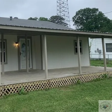 Buy this 3 bed house on 834 East Avenue D in Hooks, Bowie County