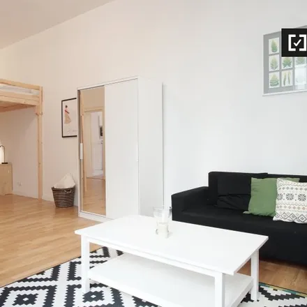 Rent this studio apartment on Kreuzbergstraße 46a in 10965 Berlin, Germany