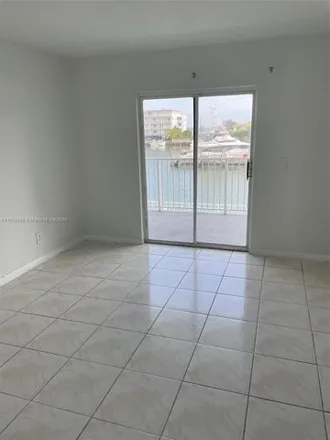 Image 6 - 7917 West Drive, North Bay Village, Miami-Dade County, FL 33141, USA - House for rent