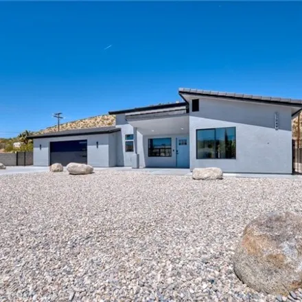 Image 3 - 57844 Carlyle Dr, Yucca Valley, California, 92284 - House for sale