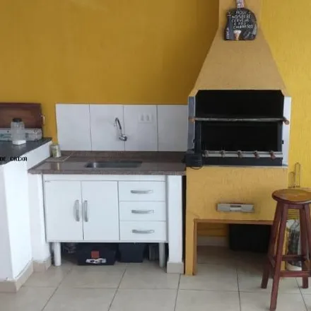 Buy this 2 bed house on Rua Hilário Dias dos Santos in Vila Rio, Guarulhos - SP