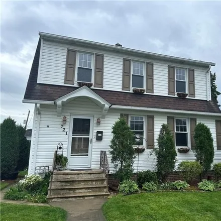 Buy this 3 bed house on 721 Lehmer St in Latrobe, Pennsylvania