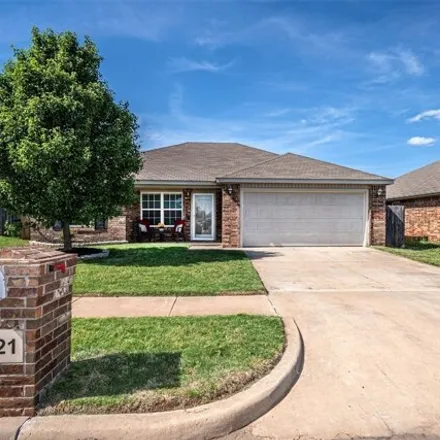 Buy this 3 bed house on 3199 Southeast 95th Street in Oklahoma City, OK 73160