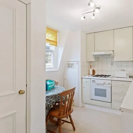 Image 3 - London, SW1V 2DH, United Kingdom - Apartment for rent