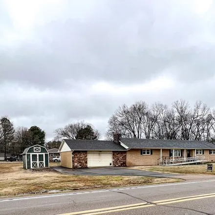 Image 1 - 299 South Thompson Street, Woodland Mills, Obion County, TN 38261, USA - House for sale