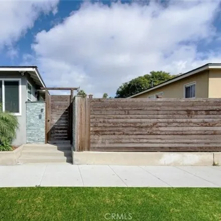 Buy this 5 bed house on 3288 East 17th Street in Long Beach, CA 90804