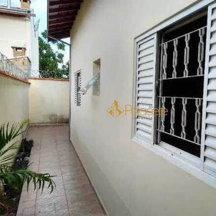 Buy this 2 bed house on Rua Ismênia de Mattos Ribas in Areão, Taubaté - SP