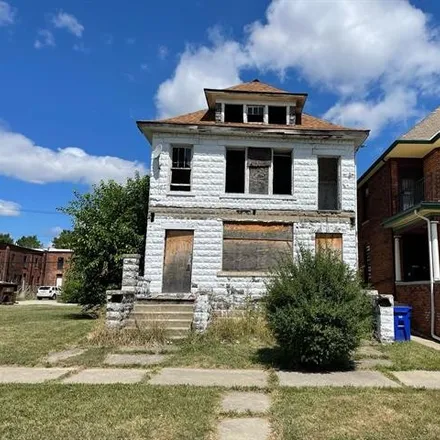 Image 1 - East Euclid Street, Detroit, MI 48202, USA - Duplex for sale