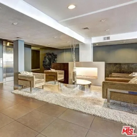 Image 3 - 8849 West 3rd Street, Los Angeles, CA 90048, USA - Condo for sale