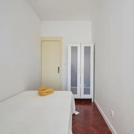 Image 4 - Avenida Miguel Bombarda, 1051-802 Lisbon, Portugal - Room for rent