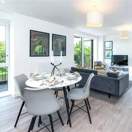 Rent this 3 bed apartment on Perkyn House in 392-394 Seven Sisters Road, London