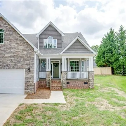Buy this 3 bed house on 198 Carlissa Court in Easley, SC 29640