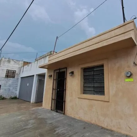 Buy this 6 bed house on Gimnasio Municipal "Alfredo Peniche Medina" in Calle 53, Colonia Chen Aké