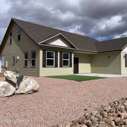 Buy this 5 bed house on Frontier Parkway in Snowflake, AZ 84937