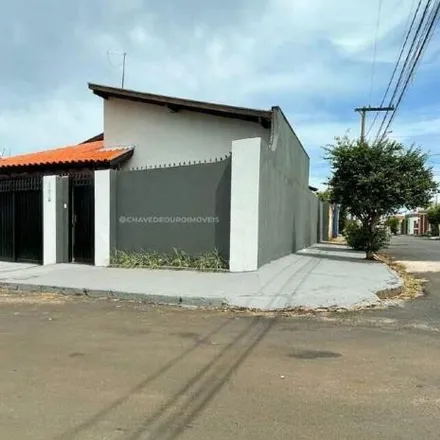 Image 2 - Avenida do Pau Brasil, Vila Olímpica, Uberaba - MG, 38056, Brazil - House for sale
