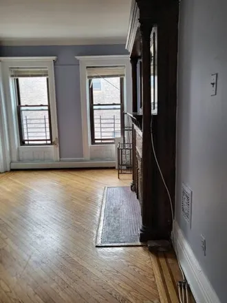 Image 3 - 19 Revere Place, New York, NY 11213, USA - Townhouse for rent