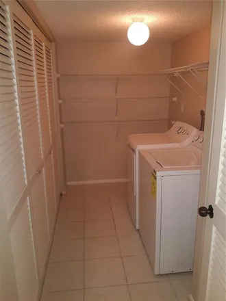 Image 9 - Gulf Boulevard & #1326, Gulf Boulevard, Clearwater, FL 33767, USA - Condo for rent