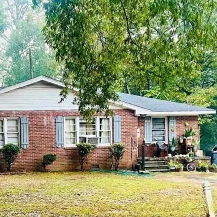 Buy this 8 bed house on 301 Mc Gowan Avenue in Abbeville, SC 29620