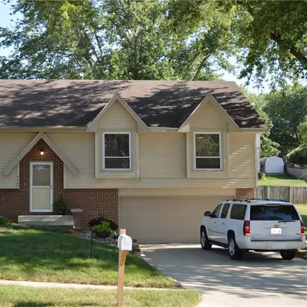 Buy this 4 bed house on 4400 Caulder Avenue in Des Moines, IA 50321