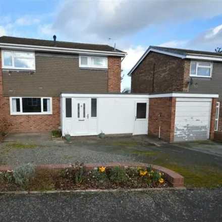 Buy this 3 bed house on Downfield Road in Shrewsbury, SY3 8YF