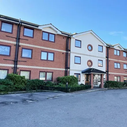 Rent this 2 bed apartment on Porters Way in Polegate, BN26 6RJ