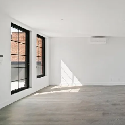 Image 1 - 25-86 41st Street, New York, NY 11103, USA - House for rent